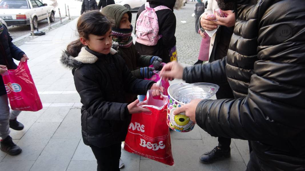 Konya'nın minikleri şivlilik coşkusuyla sokakları şenlendirdi 25